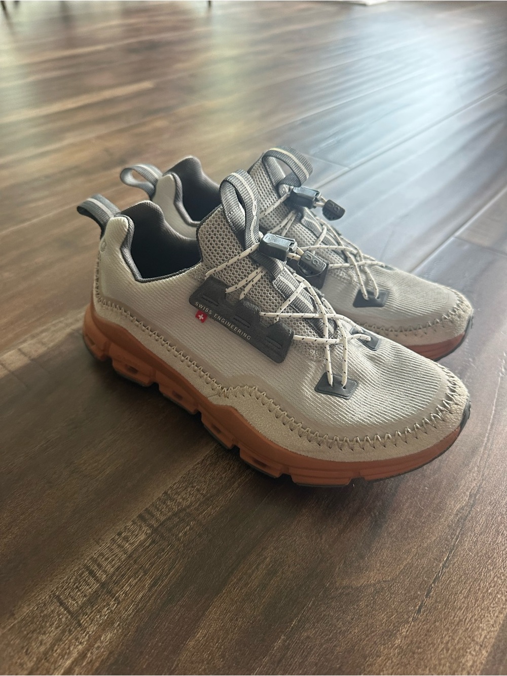 On Cloudaway Glacier Pecan Sneakers like new - Picture 2 of 5